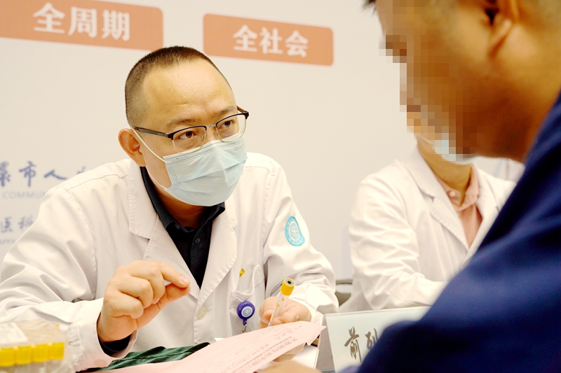 陈孝敏.jpg