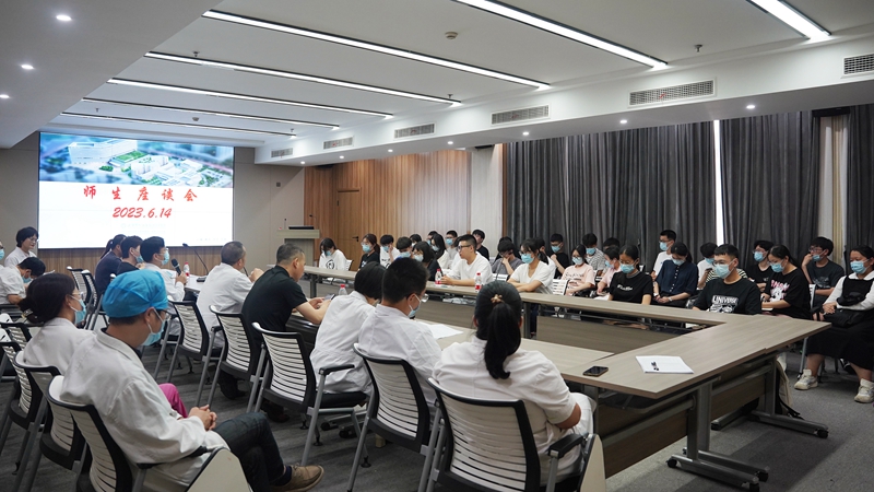 0614 临床实习生毕业04.jpg