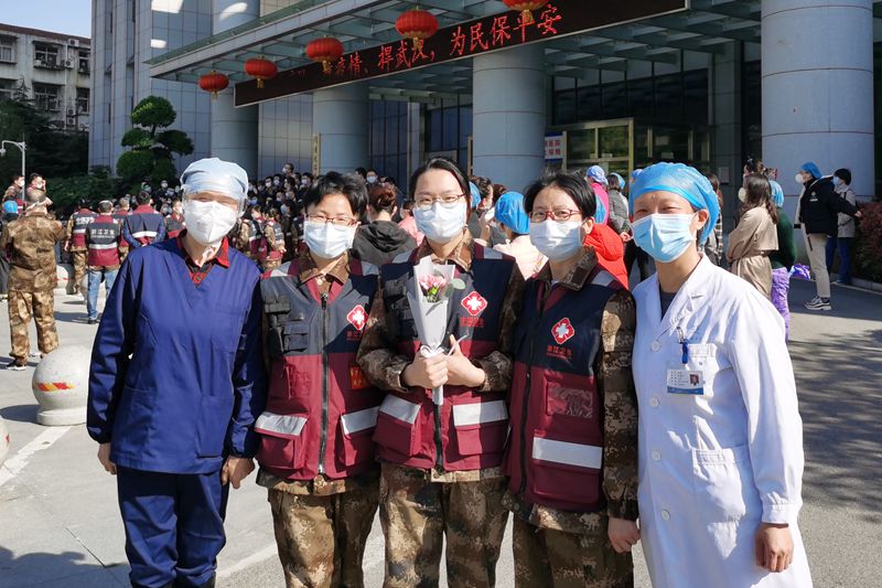 合影2.jpg
